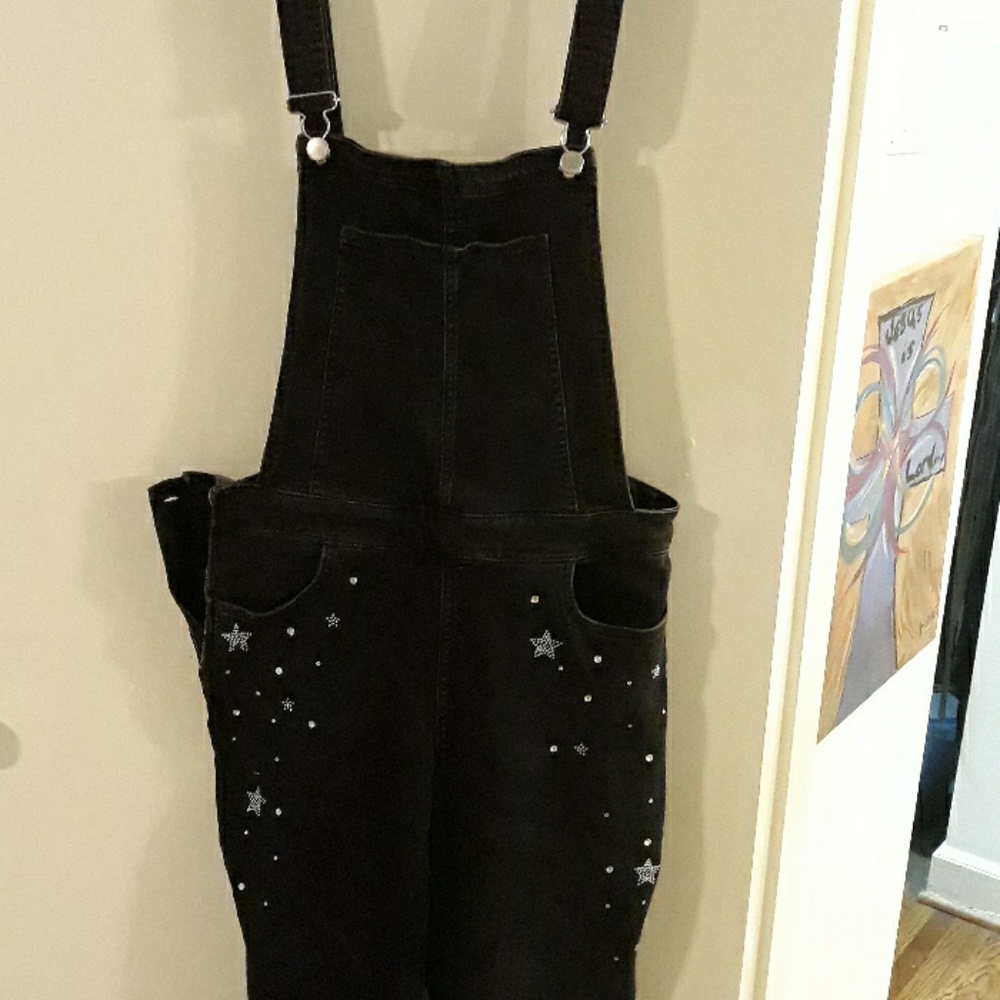 Jumpsuit - Picture 5 of 7